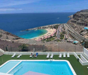 Heerlijk appartement met prachtig uitzicht op balcon Amadores!, Puerto Rico